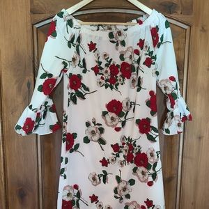 NWOT Cute Flower Pattern Shift Dress